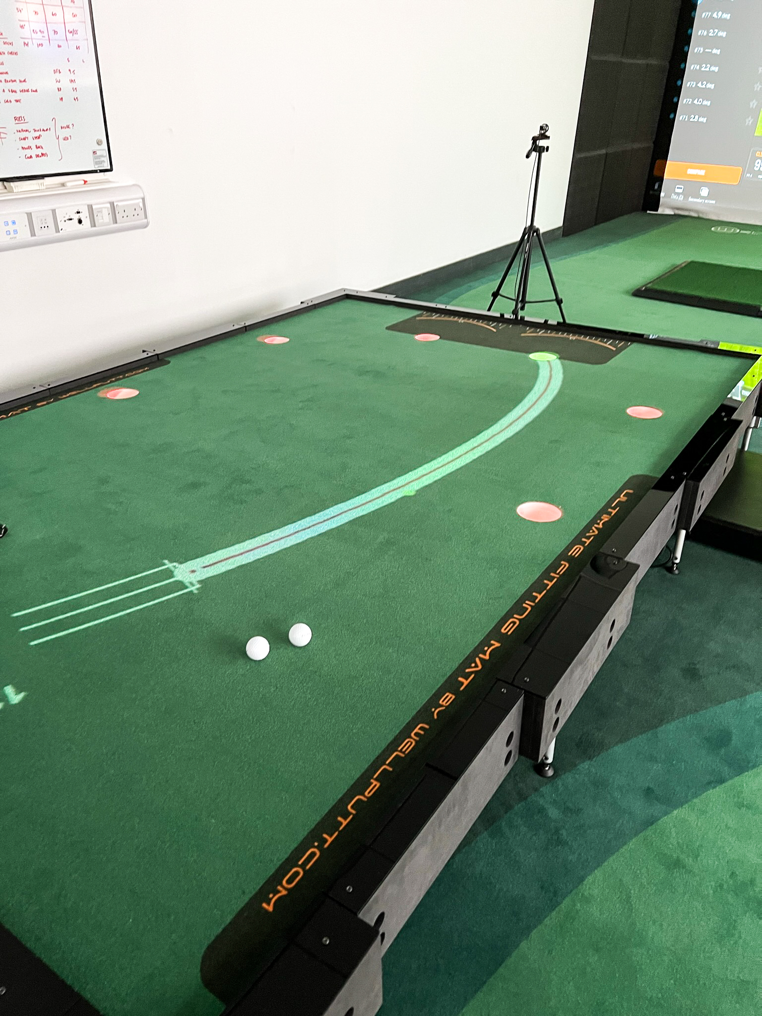 Big Tilt レーザー投影システム
